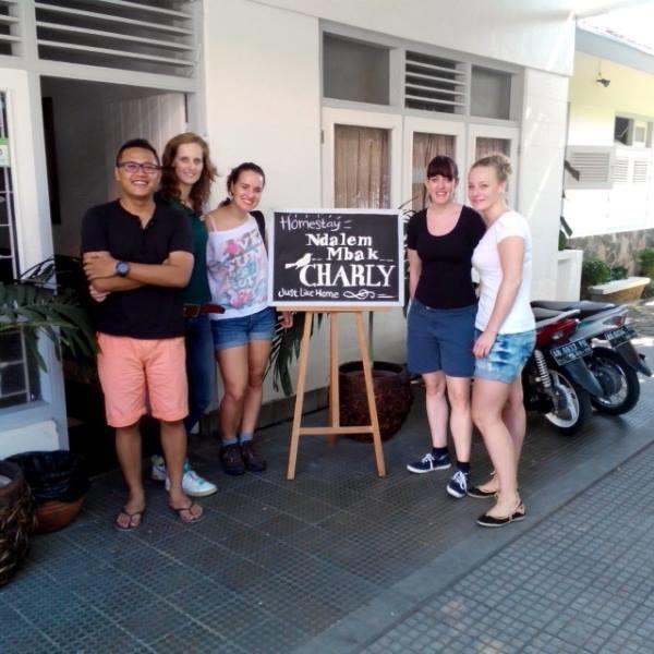 Hotel Ndalem Mbak Charly Pakualaman Exterior foto