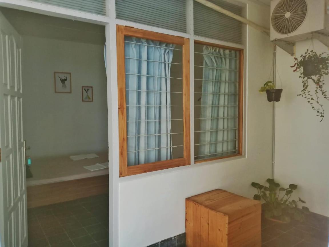 Hotel Ndalem Mbak Charly Pakualaman Exterior foto