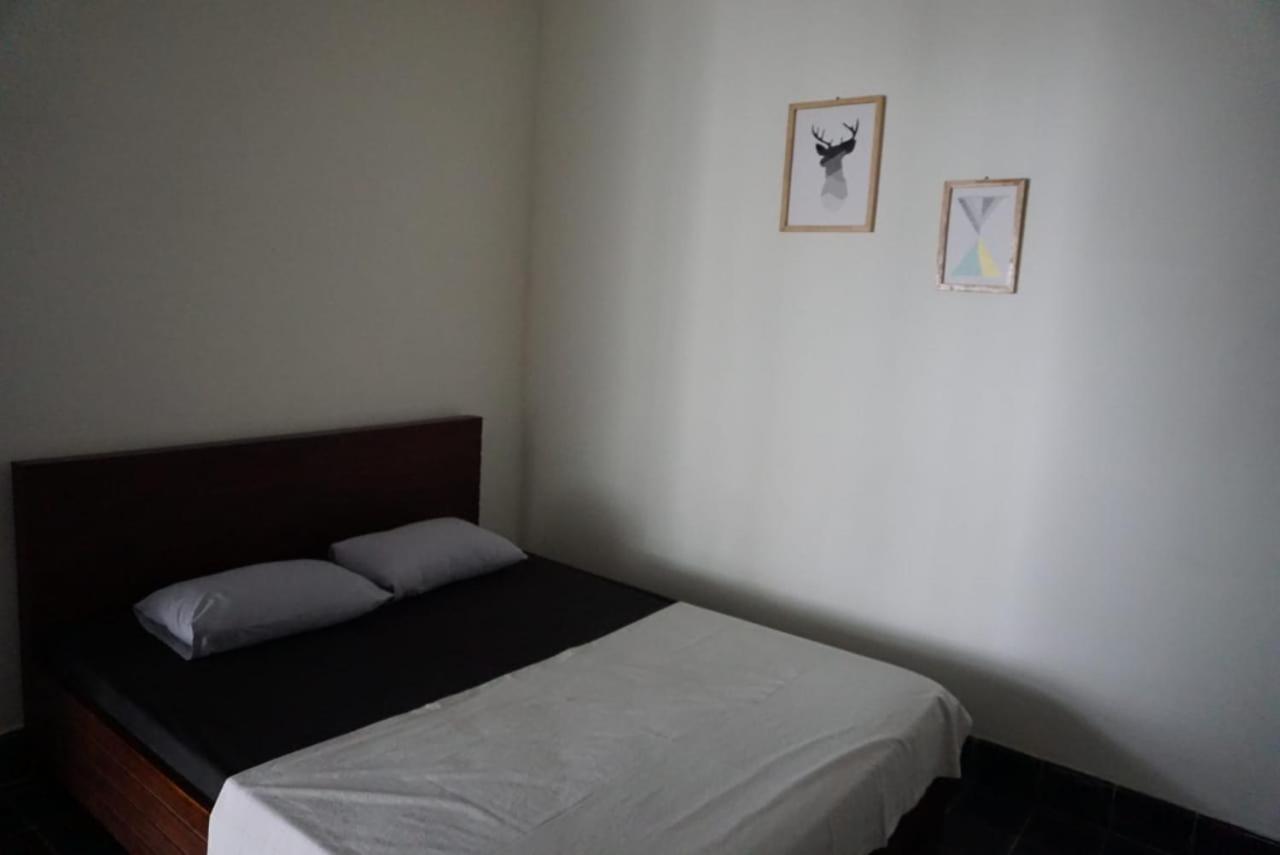Hotel Ndalem Mbak Charly Pakualaman Exterior foto